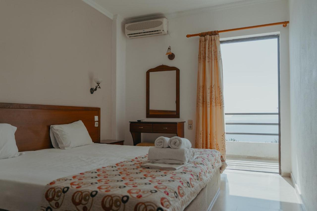 Arilla Beach Hotel Пердіка Екстер'єр фото